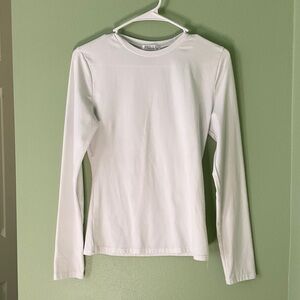 Women’s Ekouaer Classic White Long Sleeve Tee
